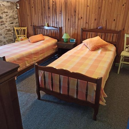 Maison Familiale Centenaire De Vigneron Montescot Экстерьер фото